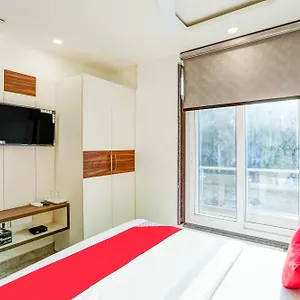 Flagship Happy Hotel Delhi (National Capital Territory of India)