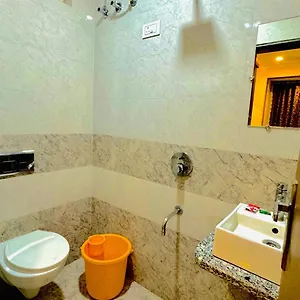 Lux Hotel Udaipur