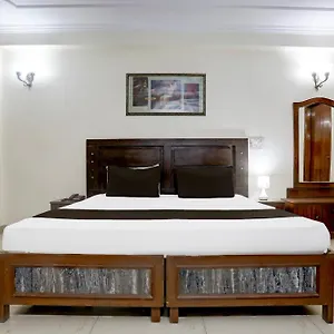 O Golden Hotel