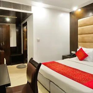 Benz International Hotel